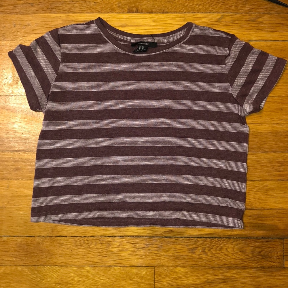 Maroon striped cropped t-shirt